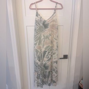 Boutique Ruffle Maxi Dress NWOT